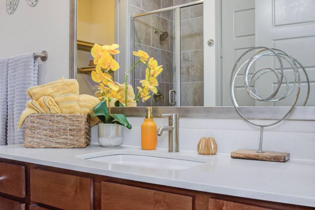 Best 5* Luxury Living Downtown Kingbed Suite Houston Exteriér fotografie